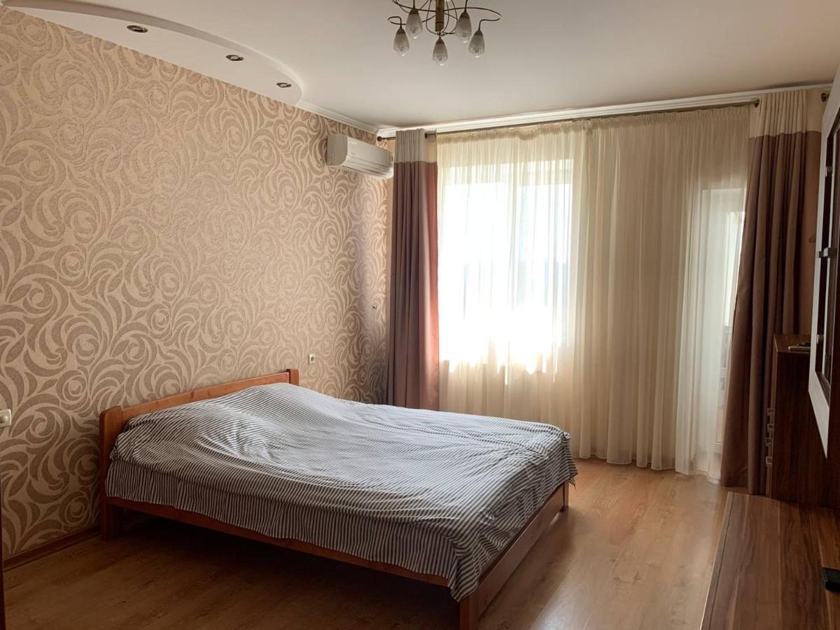 Apartments Staroportofrankovskaya & Pastera Street Одеса Екстериор снимка